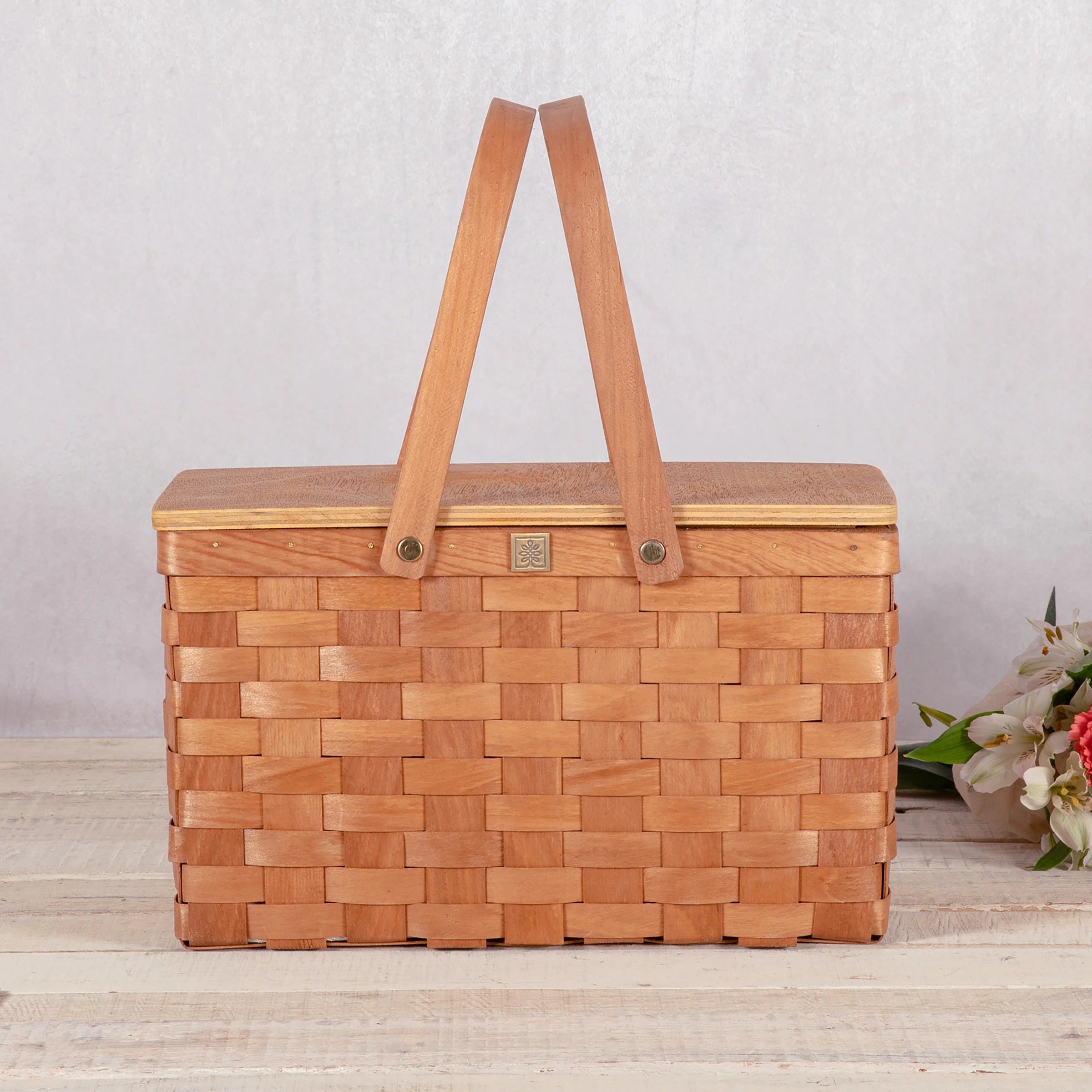personal picnic basket