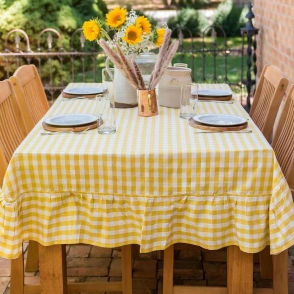 tablecloth - yellow ruffled gingham