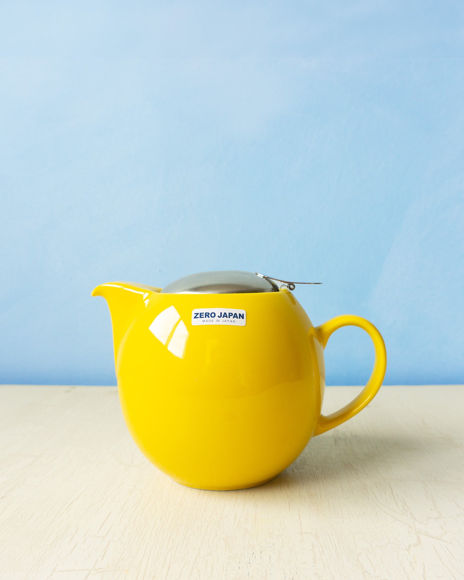 ceramic teapot - yellow pepper (24oz)