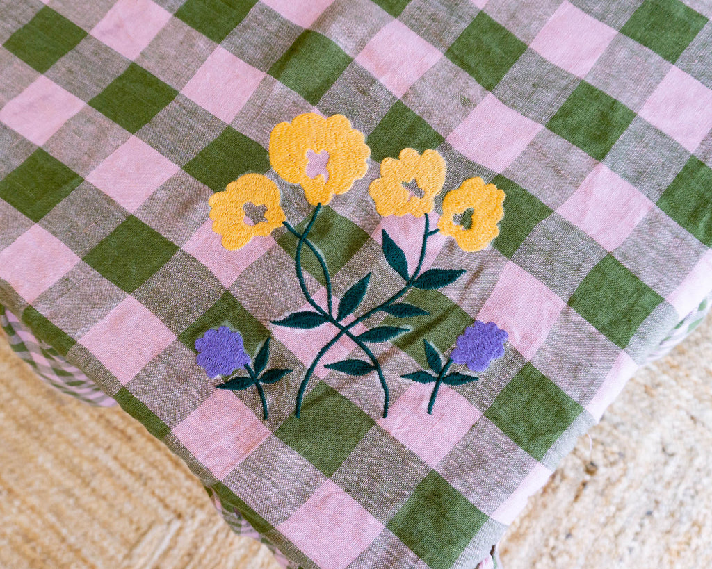 frill tablecloth - rectangular olive